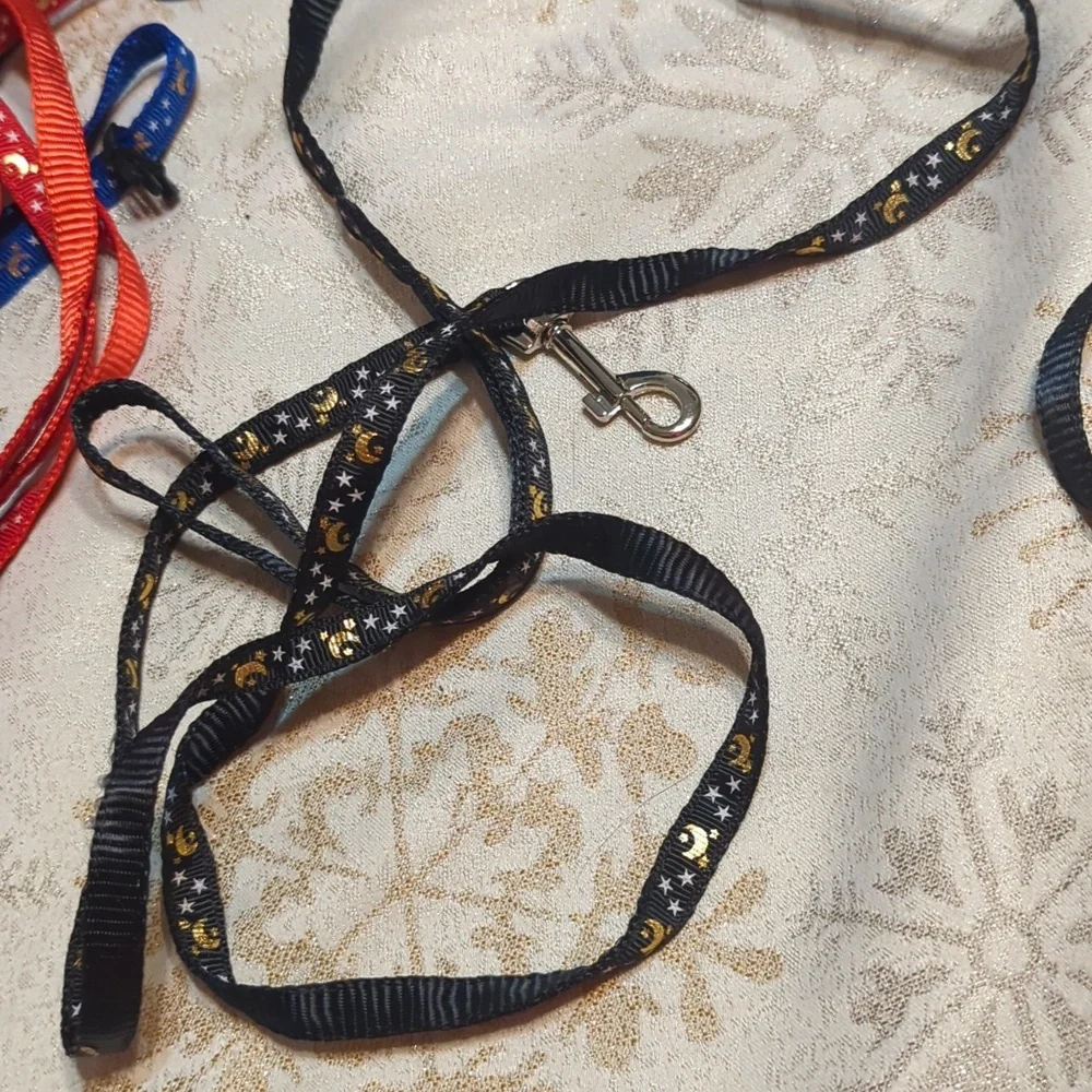 Black Moon and stars cat kitchen leash harness collar learn to walk. Set new